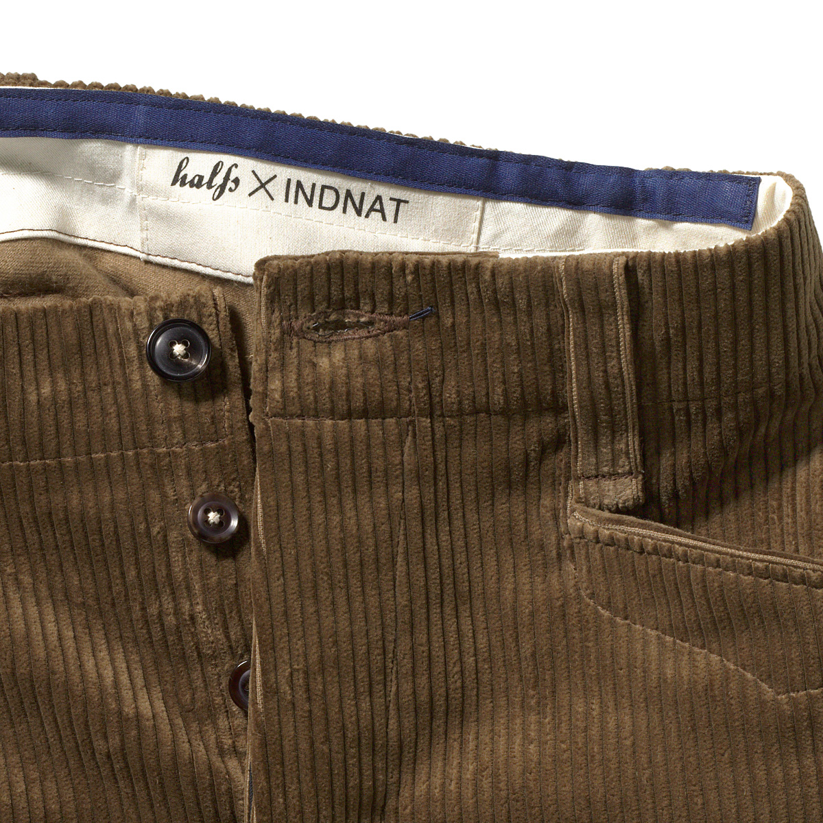 kurze hose von halfs X indnat aus schwerem trenkercord - alternative lederhode